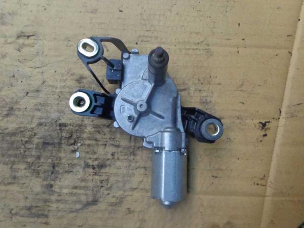 MOTEUR D ESSUIE GLACE ARRIERE VW/SEAT  GOLF 6/ GOLF PLUS/POLO 6R/ SHARAN/TOURAN SEAT ALHAMBRA - Vue 1